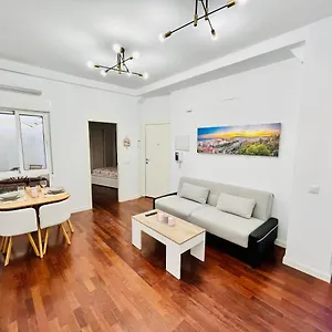 Marinac3 Precioso Con Patio En El Centro Histórico De Málaga