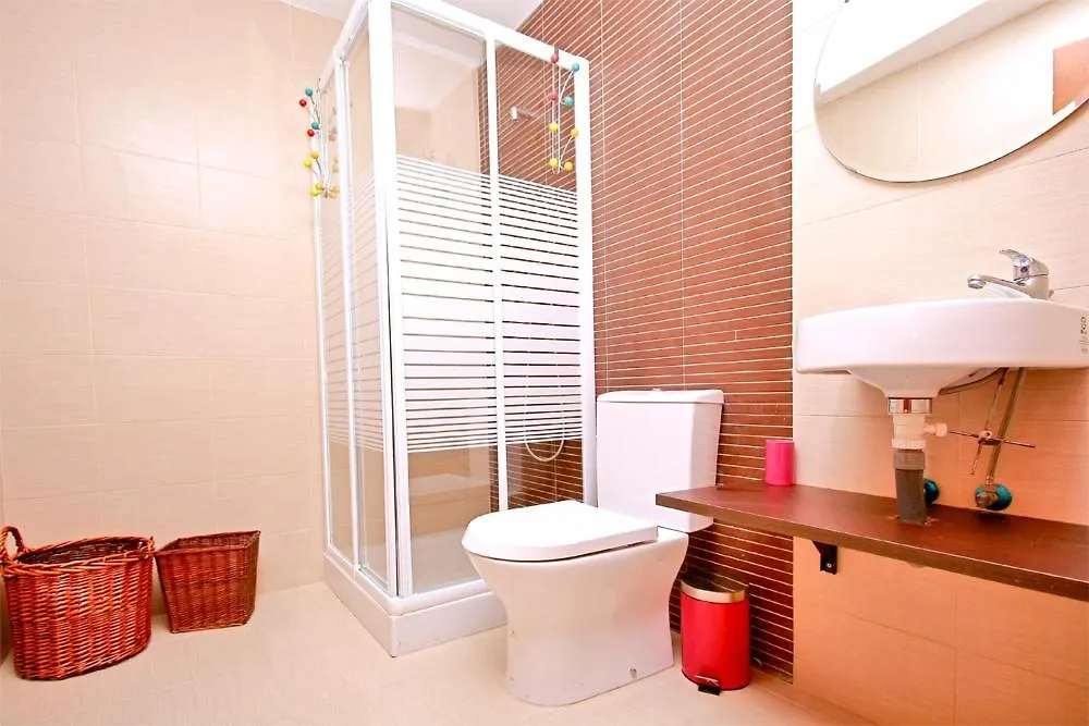 Carreteria Studio Balcony & Relax Apartment Malaga